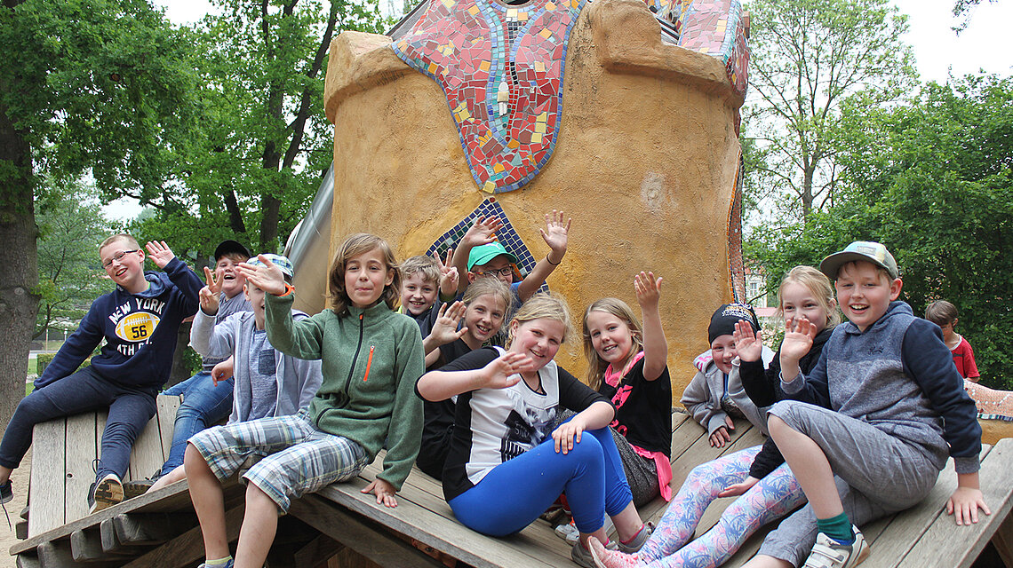 Bild von Grundschule "Kletterrose", Burg Stargard