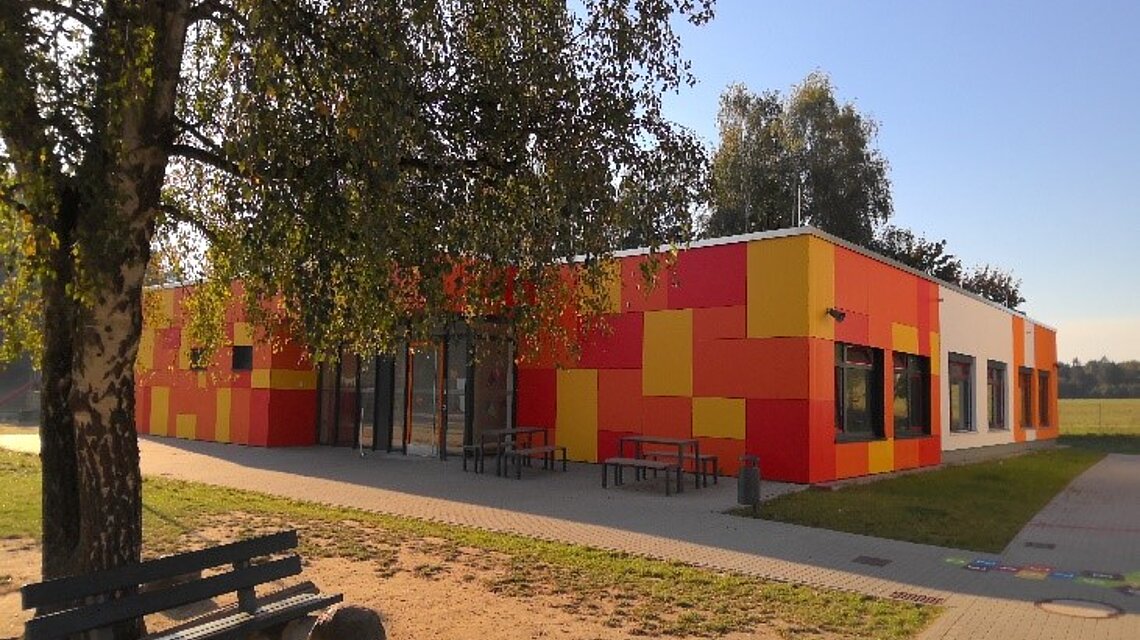 Bild von Grundschule an der Carbäk, Broderstorf