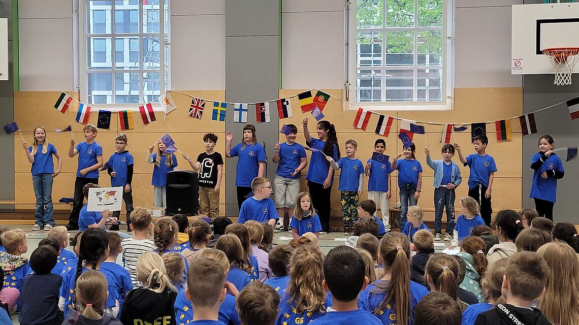 Bild von Grundschule Mitte "Uns Hüsung", Neubrandenburg