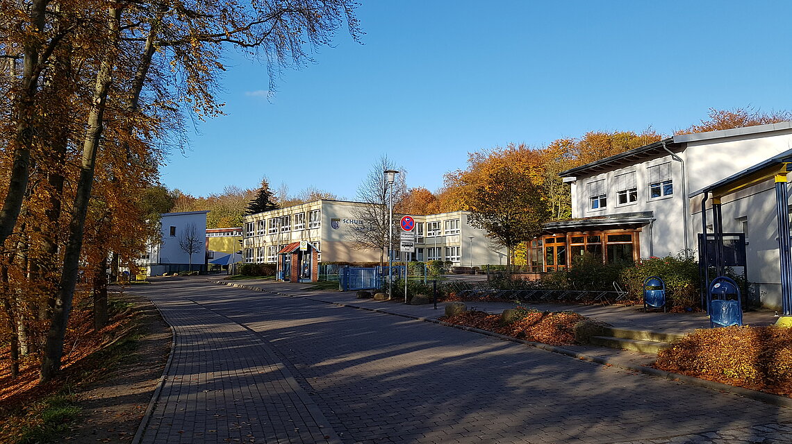 Bild von Regionale Schule mit Grundschule "Schule am See", Satow Bild von Regionale Schule mit Grundschule "Schule am See", Satow