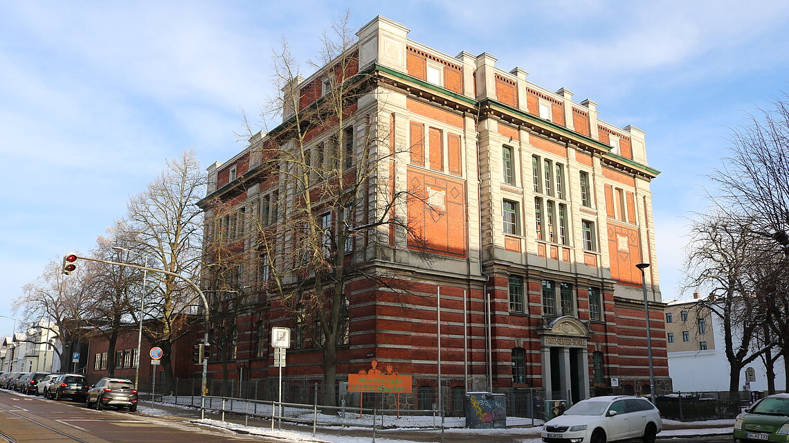 Bild von Grundschule "Fritz Reuter", Schwerin Bild von Grundschule "Fritz Reuter", Schwerin