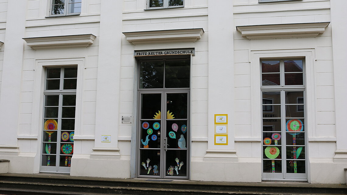 Bild von Grundschule "Fritz Reuter", Ludwigslust Bild von Grundschule "Fritz Reuter", Ludwigslust