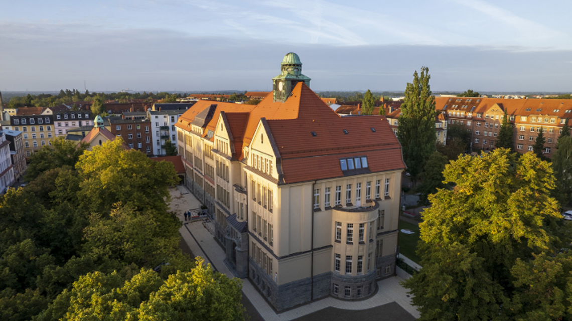 Bild von Regionale Schule "Erich Weinert", Schwerin Bild von Regionale Schule "Erich Weinert", Schwerin