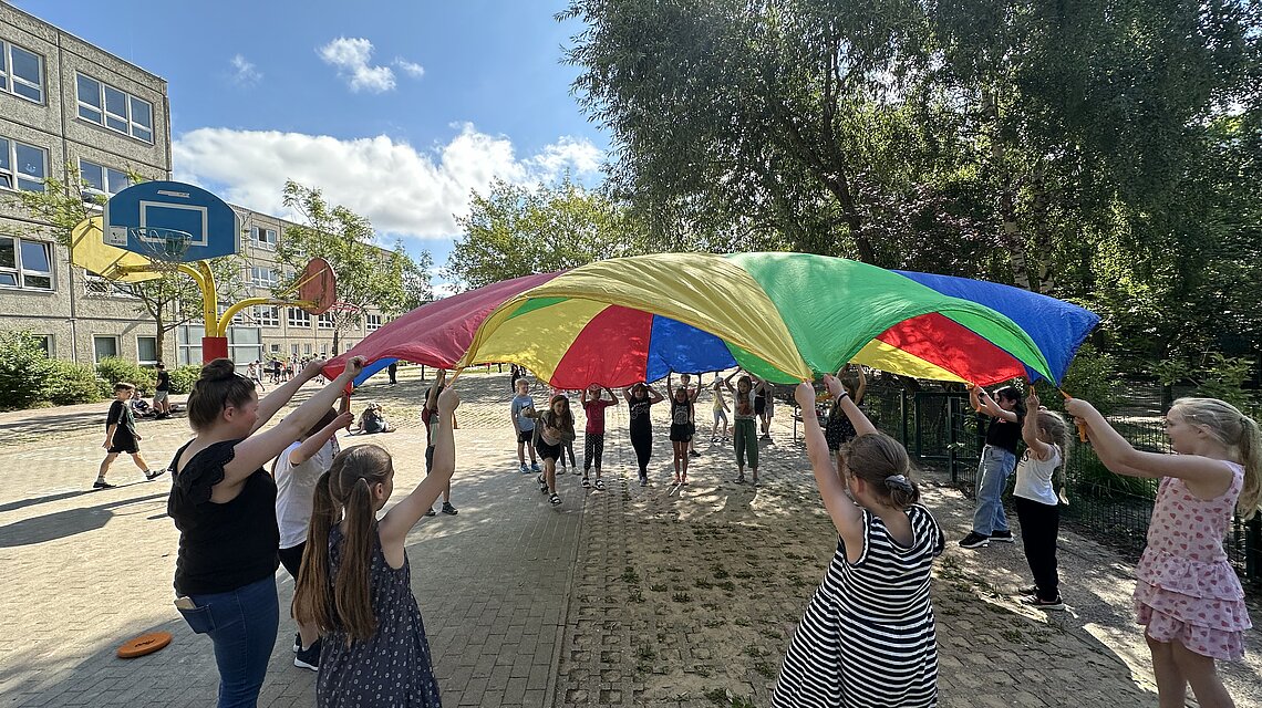 Bild von Grundschule West "Am See", Neubrandenburg