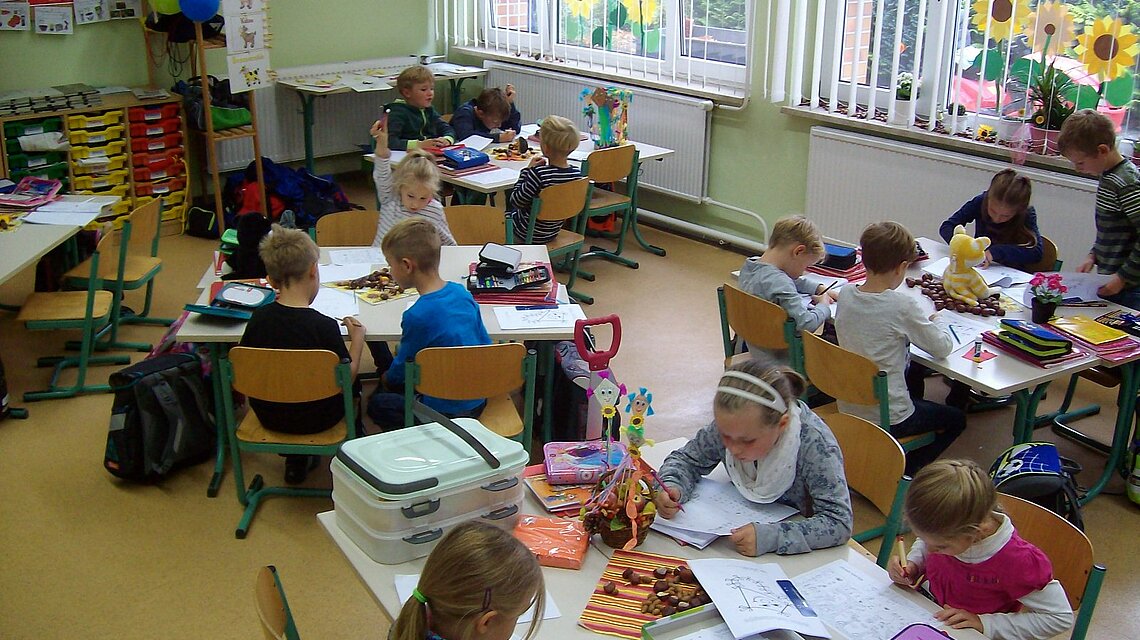 Bild von Grundschule "Zum Wasserturm", Neverin