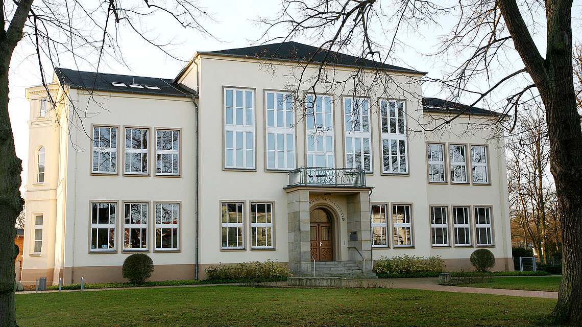 Bild von Grundschule "Theodor Bauermeister" Ribnitz-Damgarten Bild von Grundschule "Theodor Bauermeister" Ribnitz-Damgarten