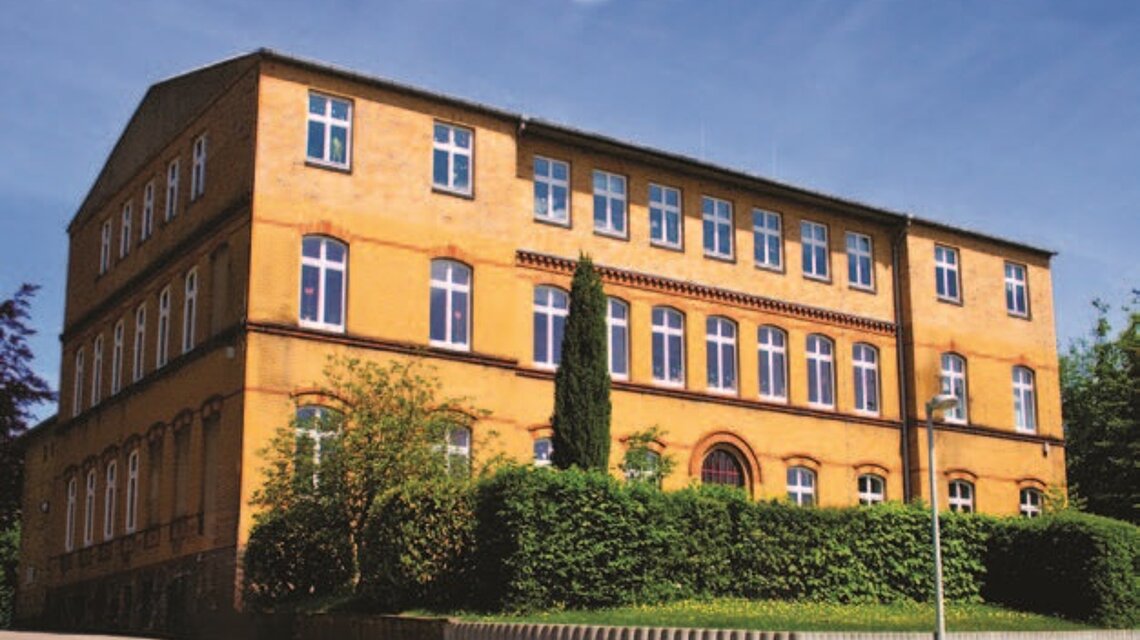 Bild von Schule mit den Förderschwerpunkten Lernen und geistige Entwicklung Sternberg
