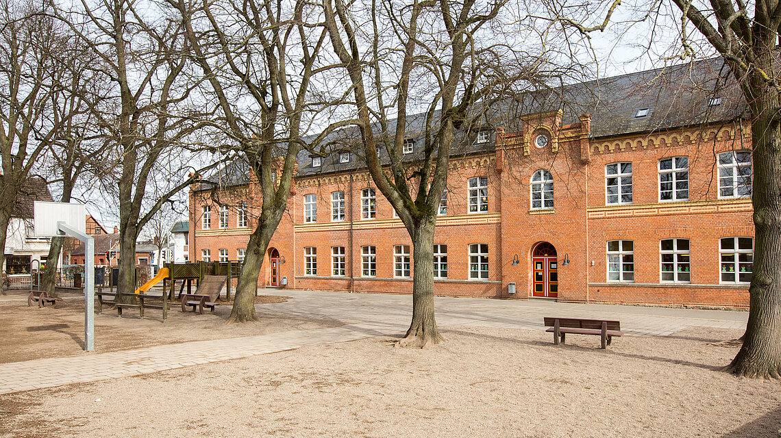 Bild von Grundschule "Kantor Carl Ehrich", Plau am See