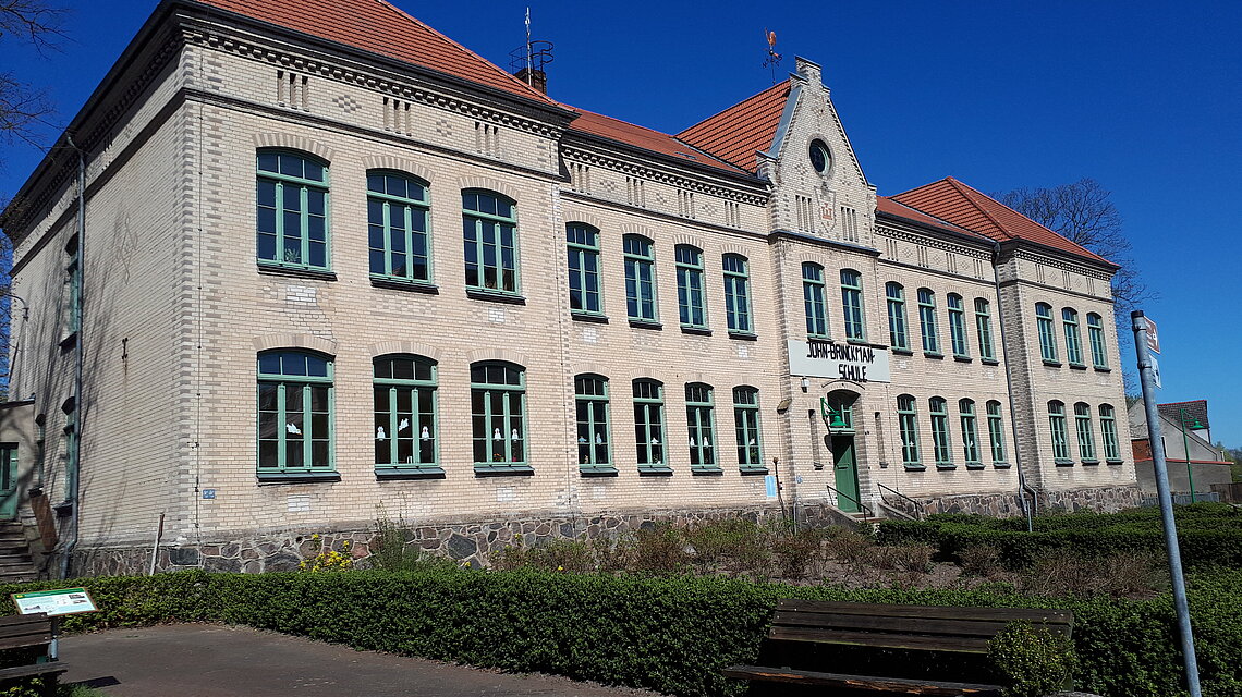 Bild von Grundschule "John Brinckman", Goldberg