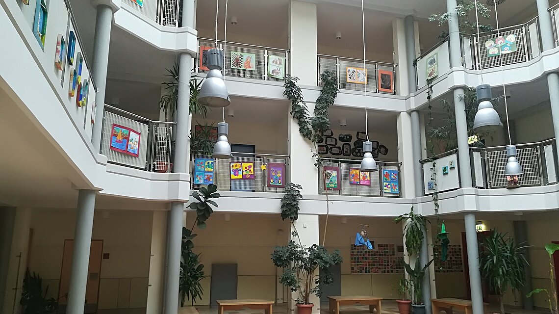 Bild von Grundschule "West", Parchim