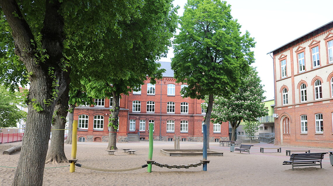 Bild von Grundschule "Adolf Diesterweg", Parchim