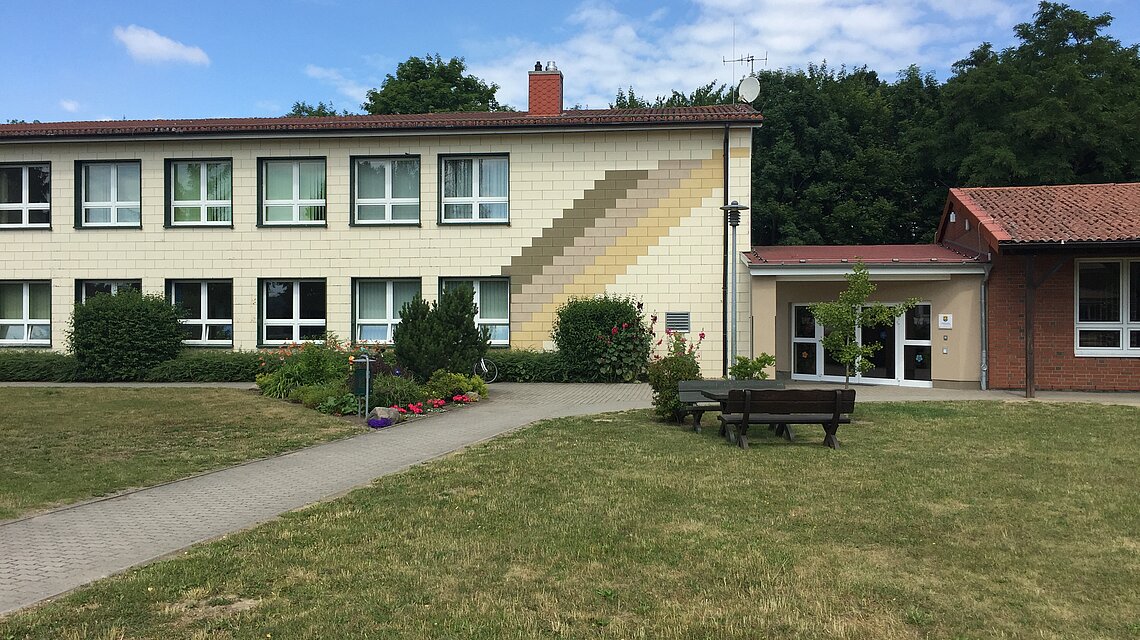 Bild von "Sonnenblumenschule" Franzburg - Schule mit dem Förderschwerpunkt geistige Entwicklung