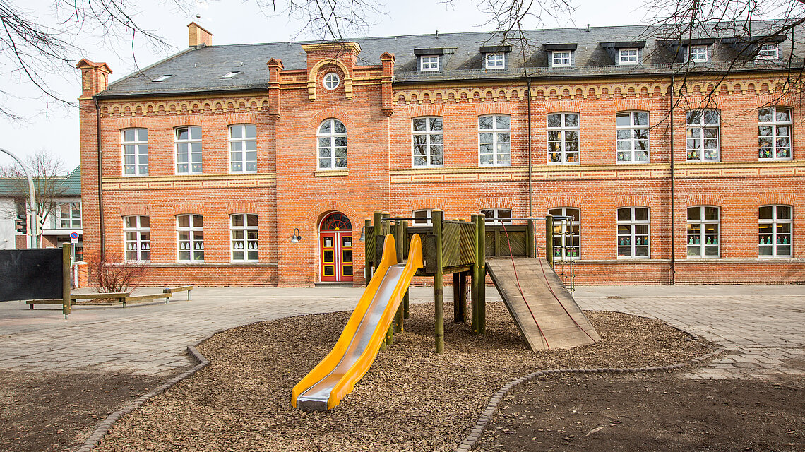 Bild von Grundschule "Kantor Carl Ehrich", Plau am See