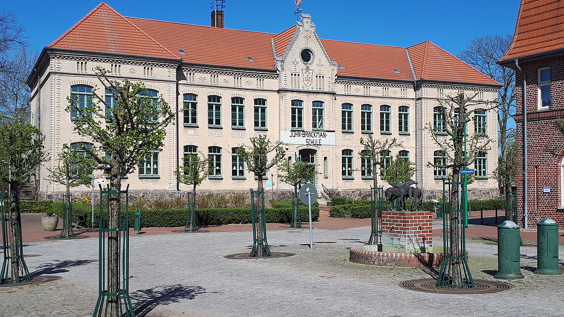 Bild von Grundschule "John Brinckman", Goldberg