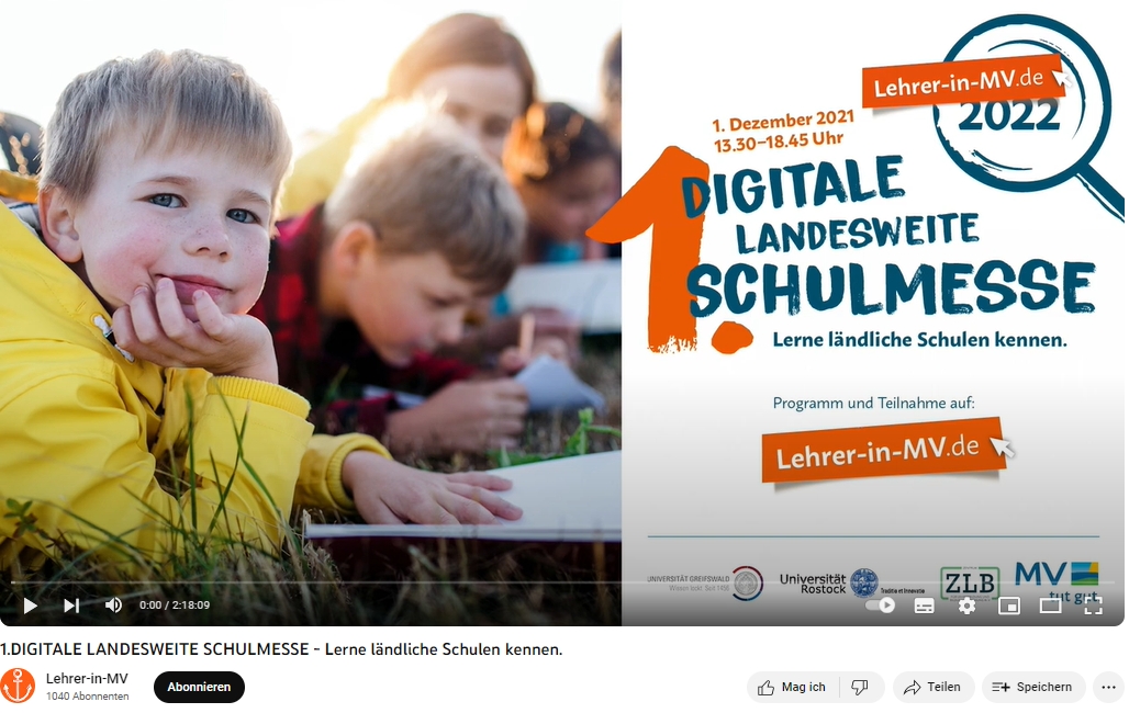 Screenshot des Startbilds der digitalen Schulmesse: ein Schuljunge lächelt freundlich in die Kamera